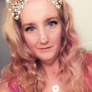 Meet your Posher, Carey